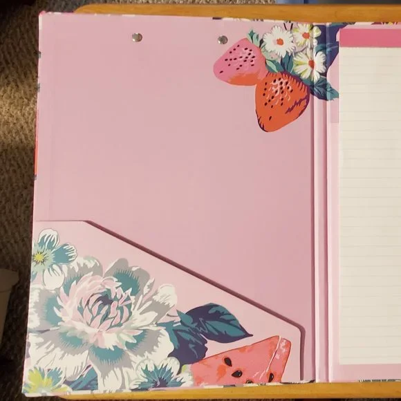 Vera Bradley Rosy Garden Picnic Clipboard Folio & Notepad - Picture 2 of 4